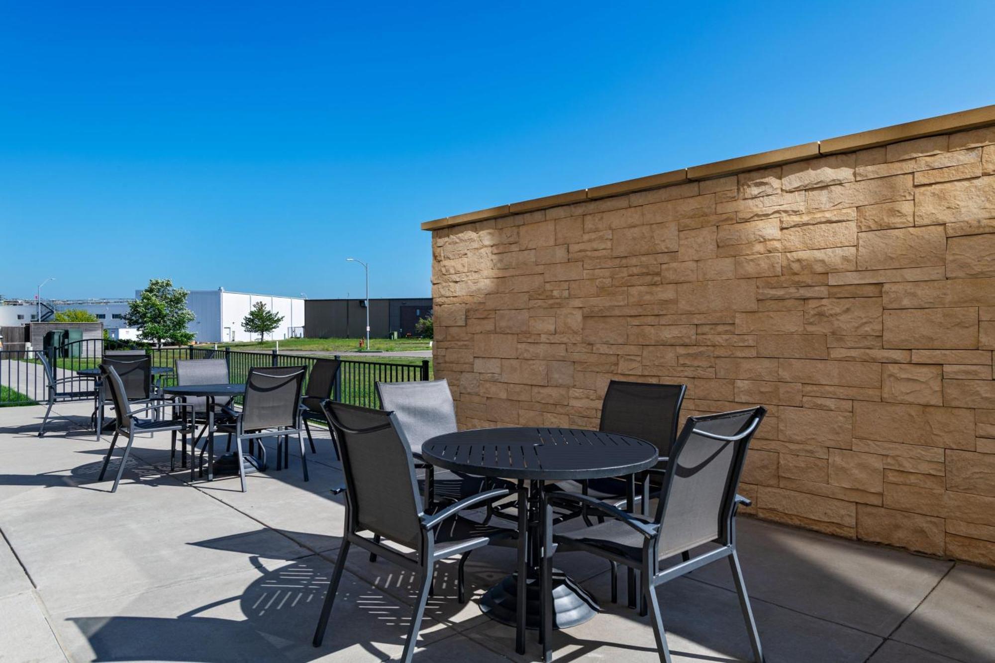 Fairfield Inn & Suites By Marriott Lincoln Airport Εξωτερικό φωτογραφία