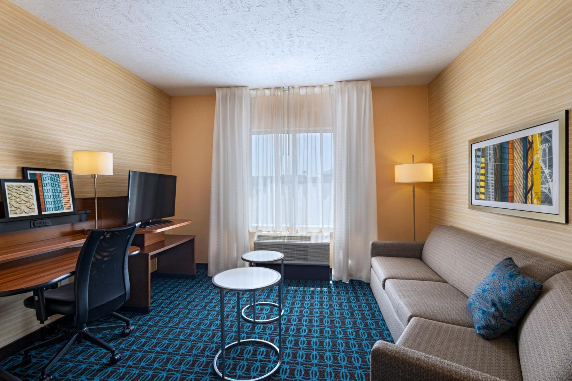 Fairfield Inn & Suites By Marriott Lincoln Airport Εξωτερικό φωτογραφία